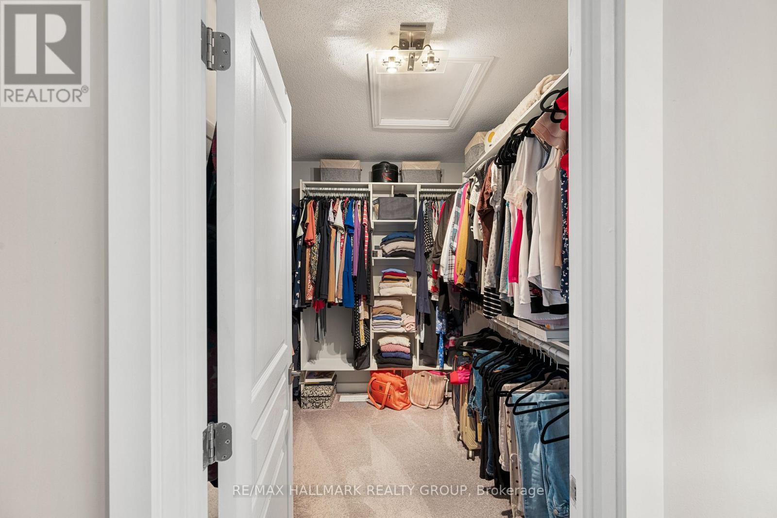 311 Travis Street, Ottawa, ON - Indoor With Storage