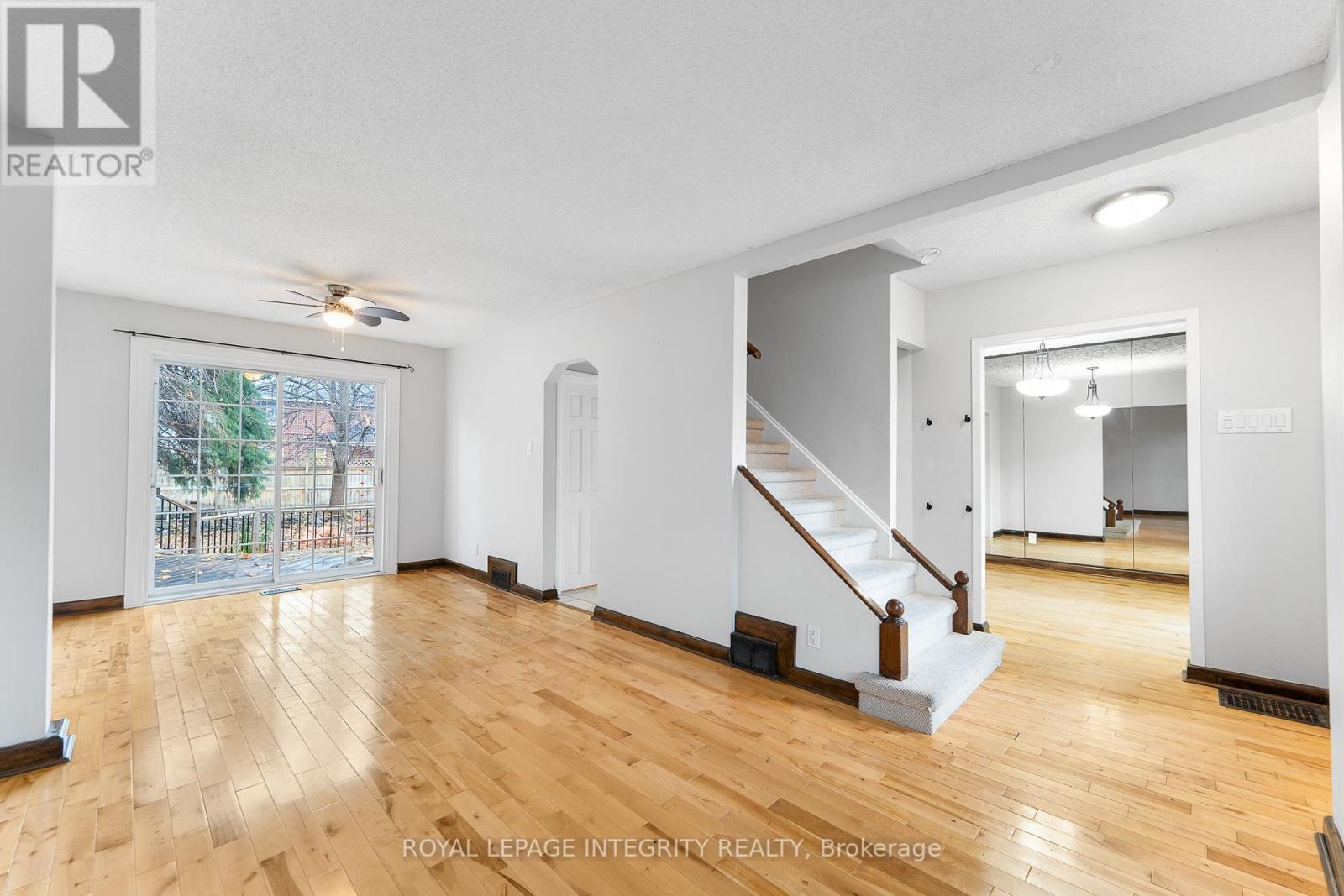 166 Prince Albert Street, Ottawa, ON - Indoor