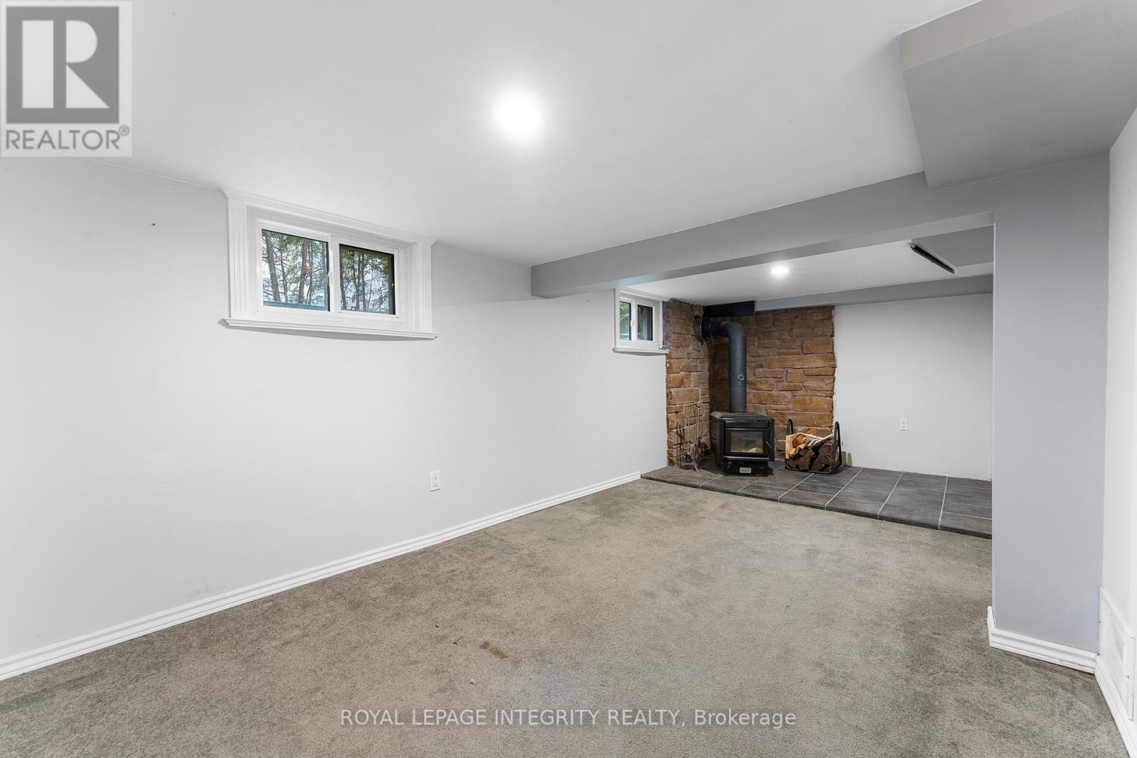 166 Prince Albert Street, Ottawa, ON - Indoor