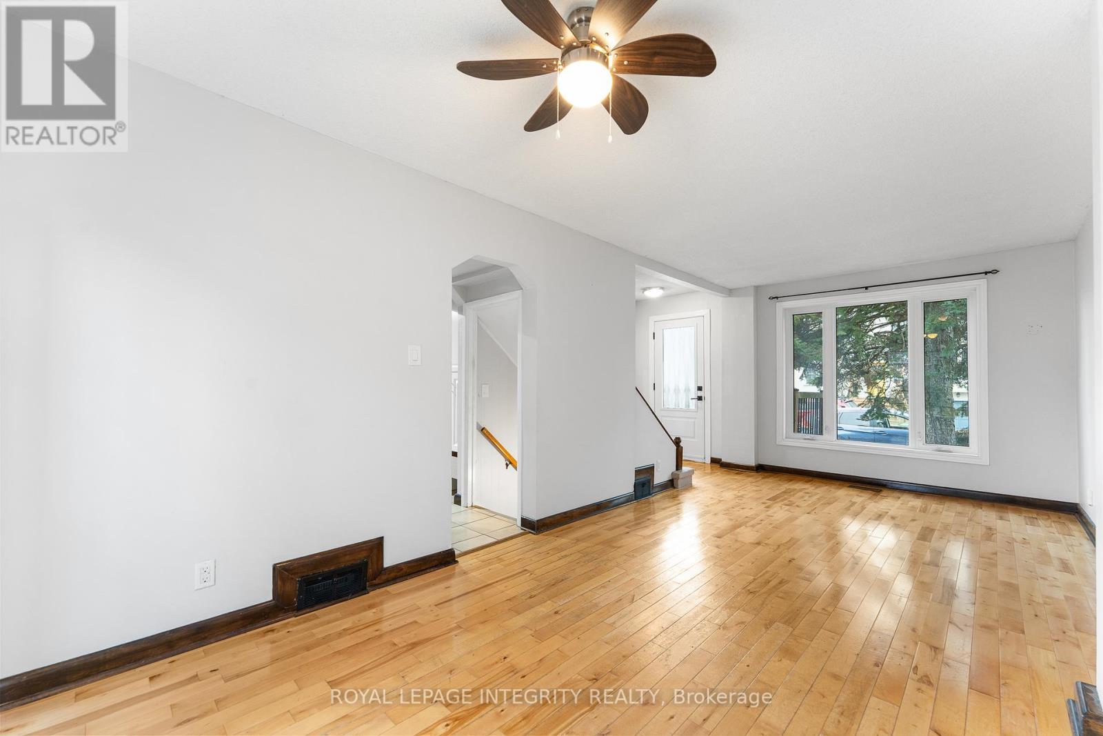 166 Prince Albert Street, Ottawa, ON - Indoor