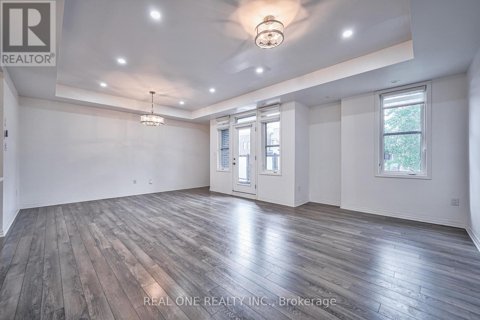 3073 George Savage Avenue, Oakville, ON - Indoor Photo Showing Other Room