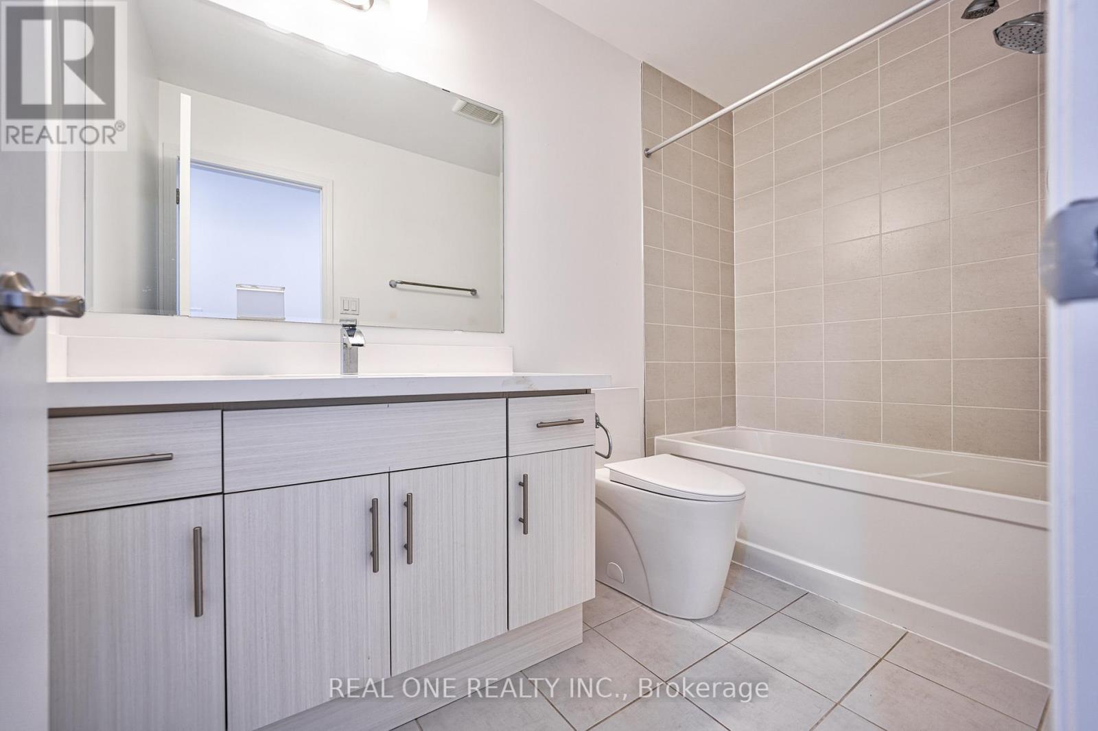 3073 George Savage Avenue, Oakville, ON - Indoor Photo Showing Bathroom