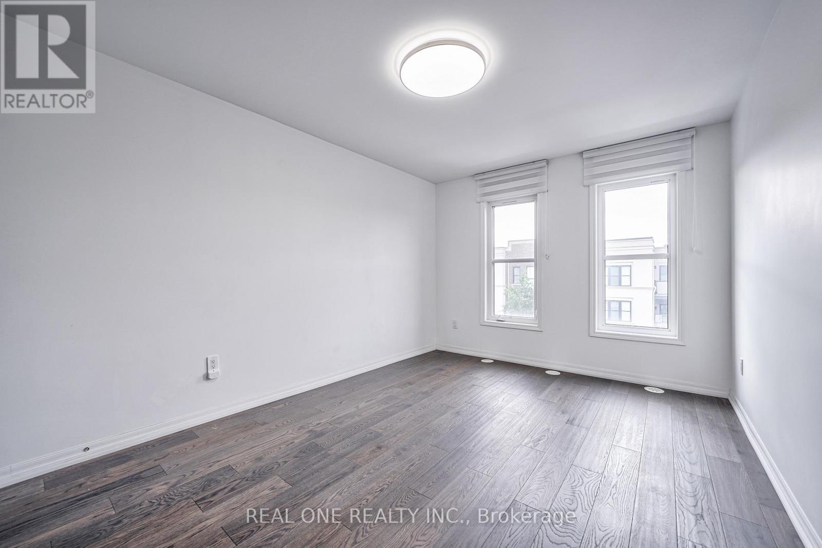 3073 George Savage Avenue, Oakville, ON - Indoor Photo Showing Other Room