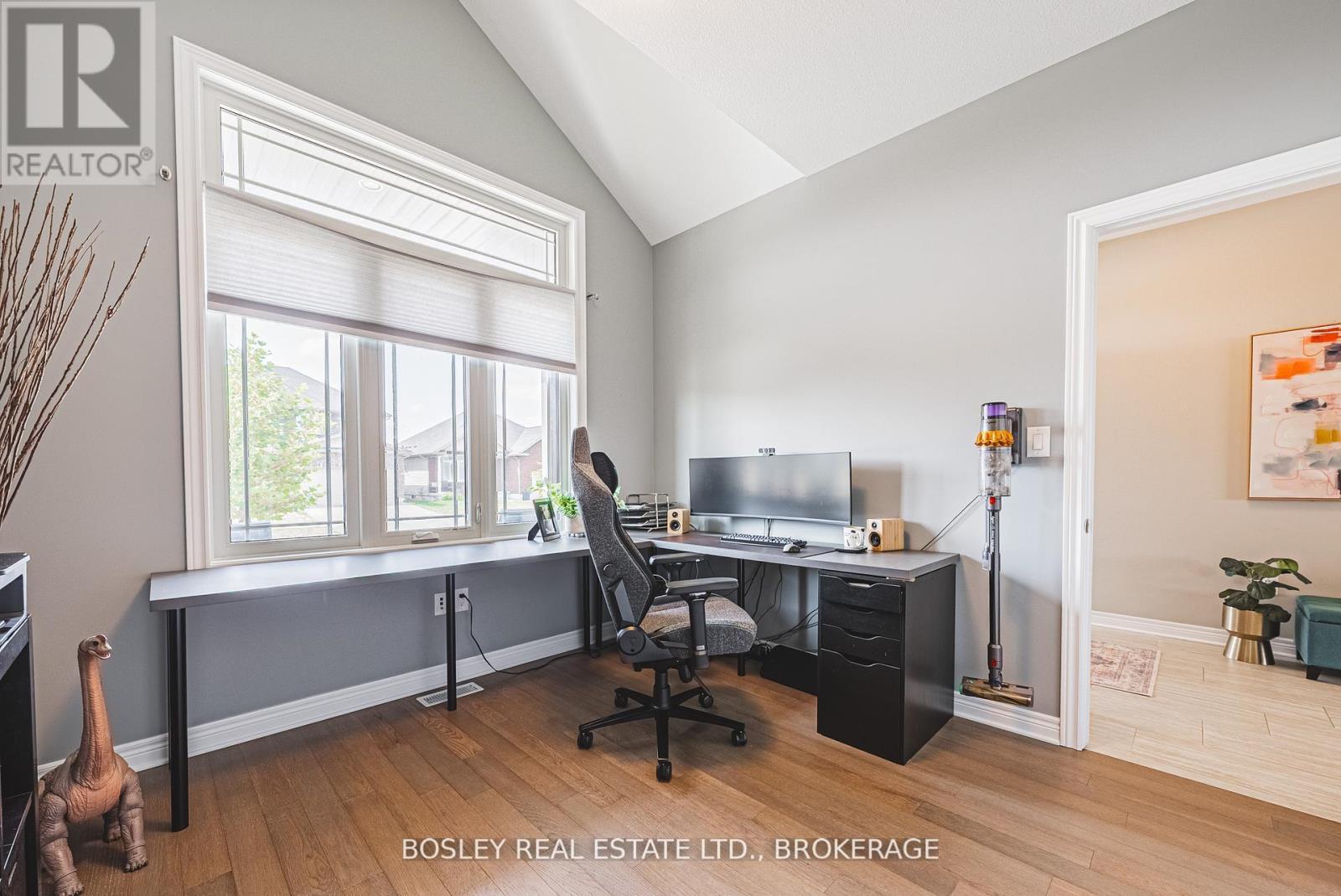 14 Cinnamon Street, Thorold (Rolling Meadows), ON - Indoor Photo Showing Office