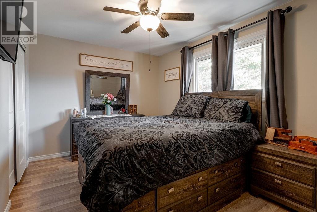 3122 Leo Avenue, Val Caron, ON - Indoor Photo Showing Bedroom