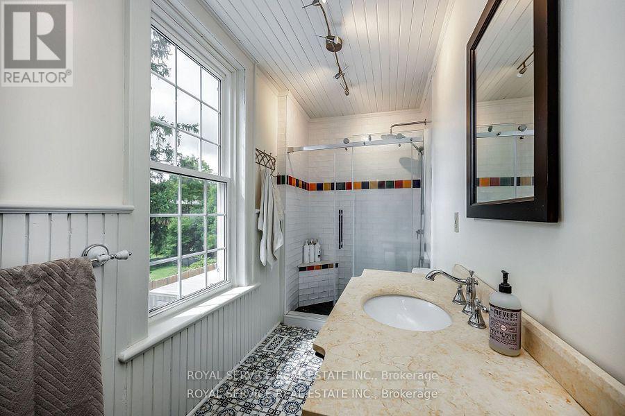 60 King Street W, Cavan Monaghan (Millbrook Village), ON - Indoor