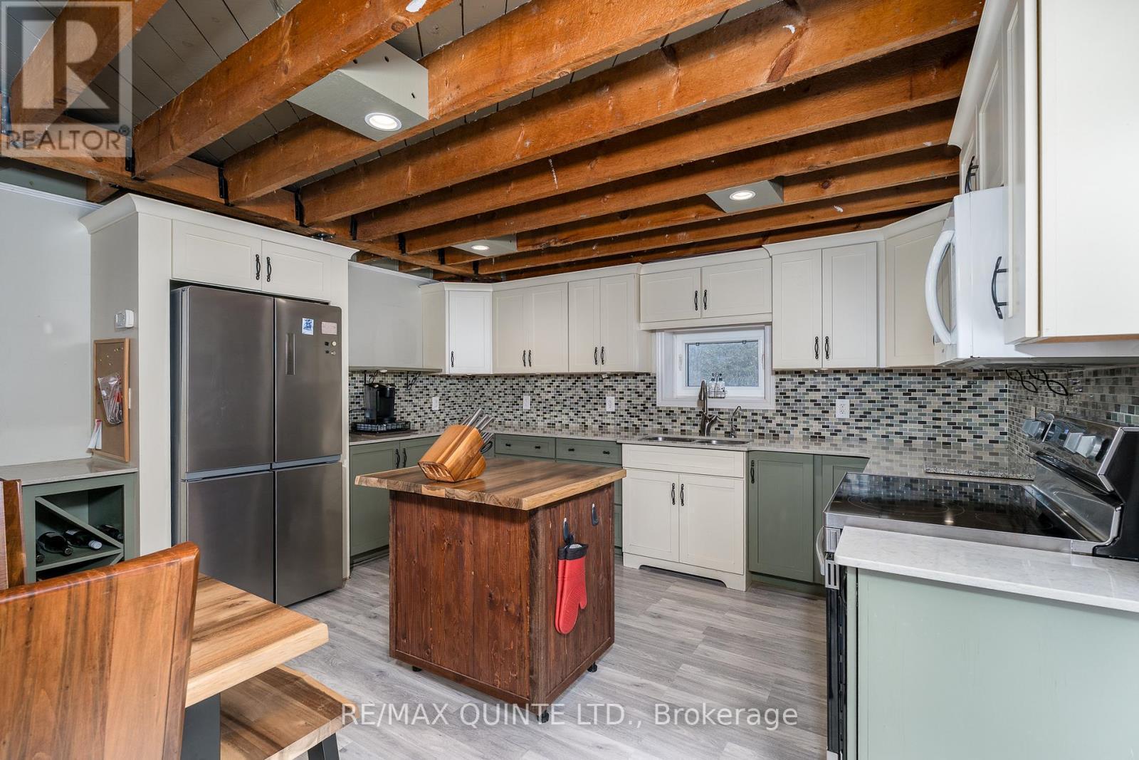 20 Thompson Road, Centre Hastings, ON - Indoor Photo Showing Kitchen