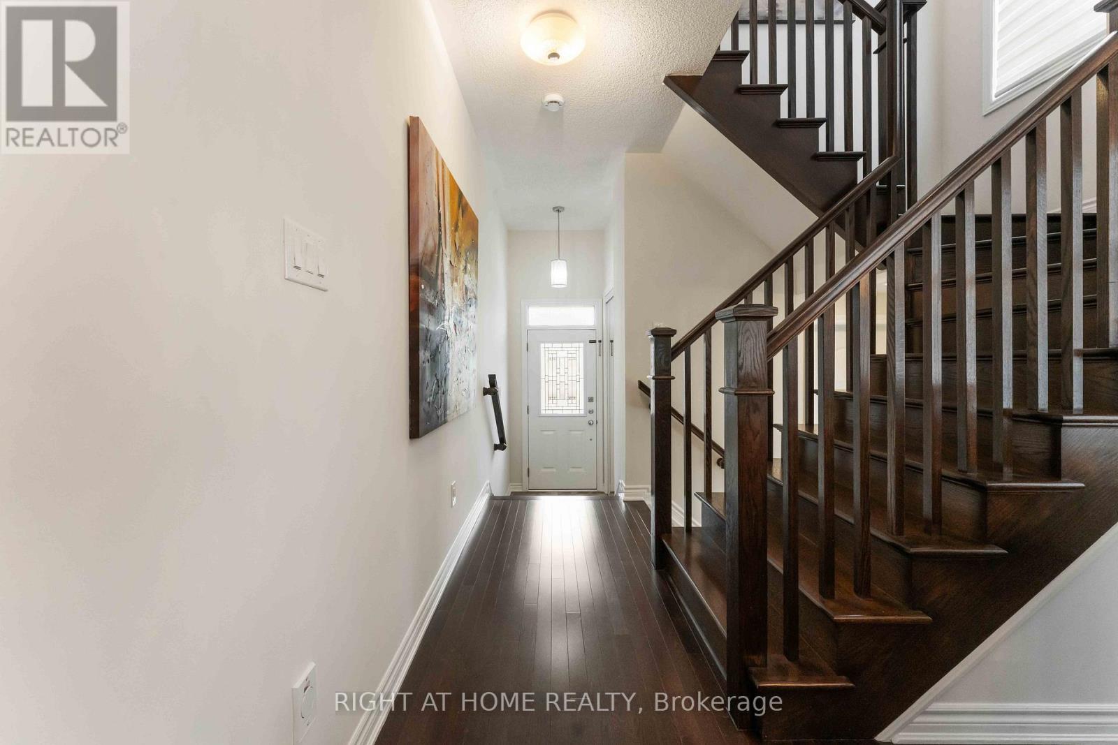 369 Autumnfield Street, Ottawa, ON - Indoor Photo Showing Other Room