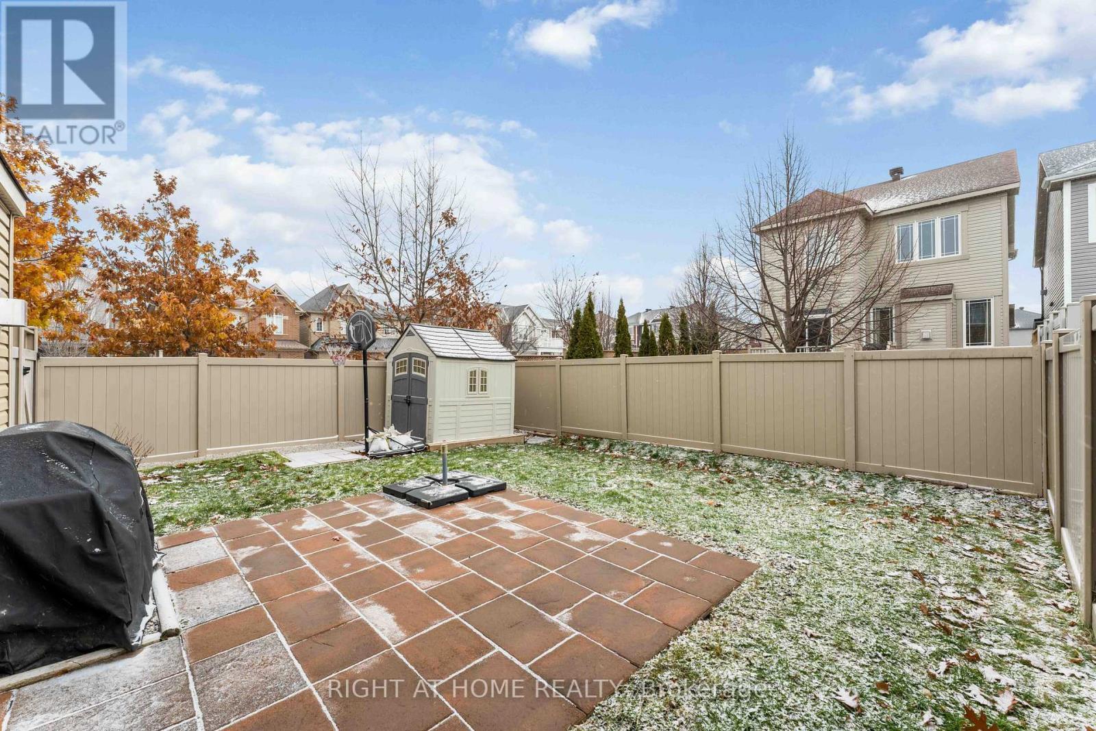 369 Autumnfield Street, Ottawa, ON - Outdoor