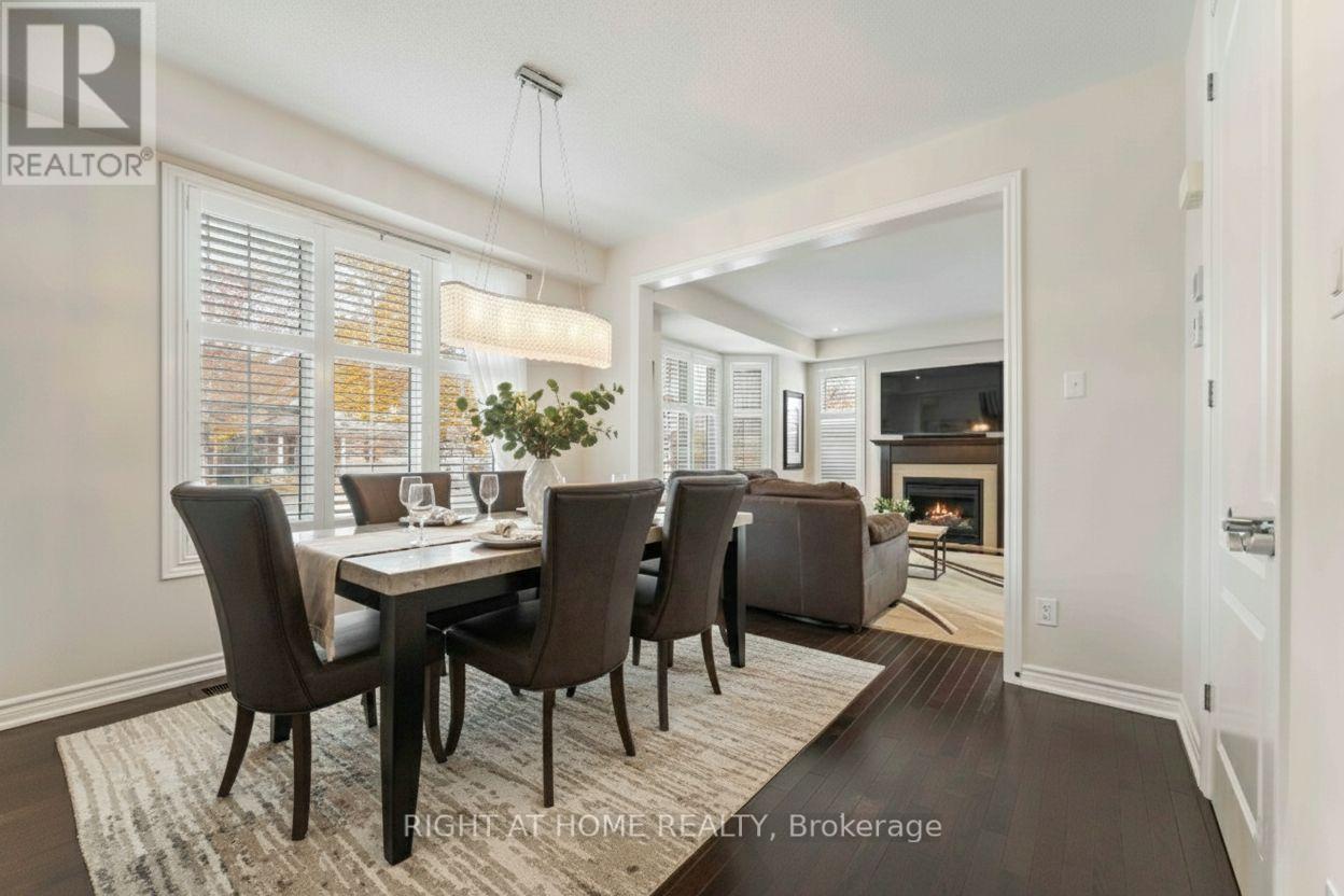 369 Autumnfield Street, Ottawa, ON - Indoor Photo Showing Dining Room