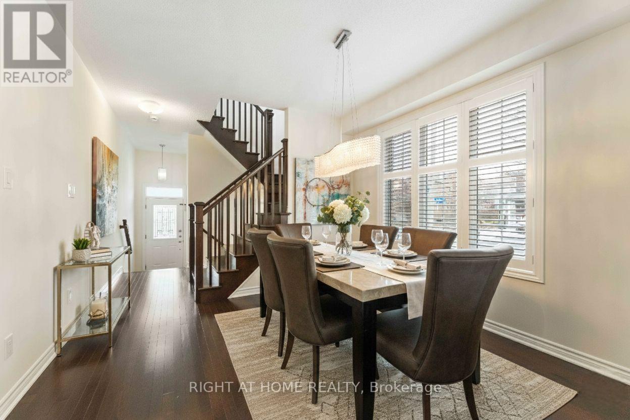 369 Autumnfield Street, Ottawa, ON - Indoor Photo Showing Dining Room