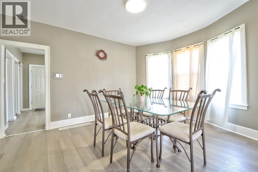 3264 Baby Street, Windsor, ON - Indoor Photo Showing Dining Room