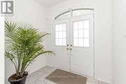 Spacious Entryway -