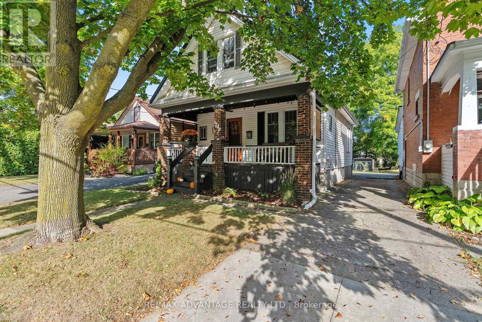 74 Emery Street E, London South (South F), ON - Outdoor With Deck Patio Veranda