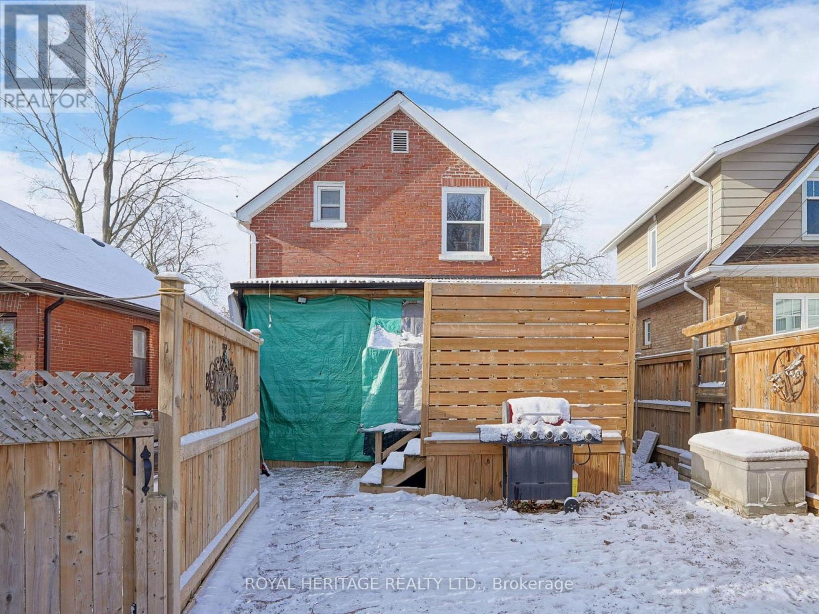 651 Somerville Avenue, Oshawa, ON - Outdoor With Exterior