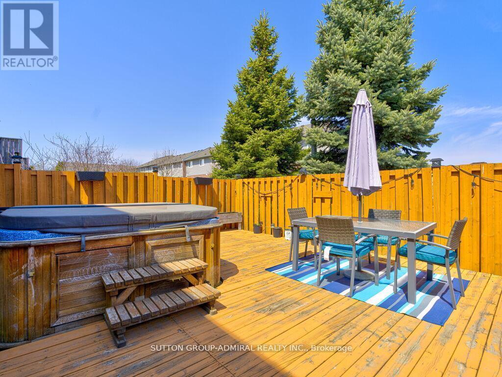 31 Palacebeach Trail, Hamilton, ON - Outdoor With Deck Patio Veranda