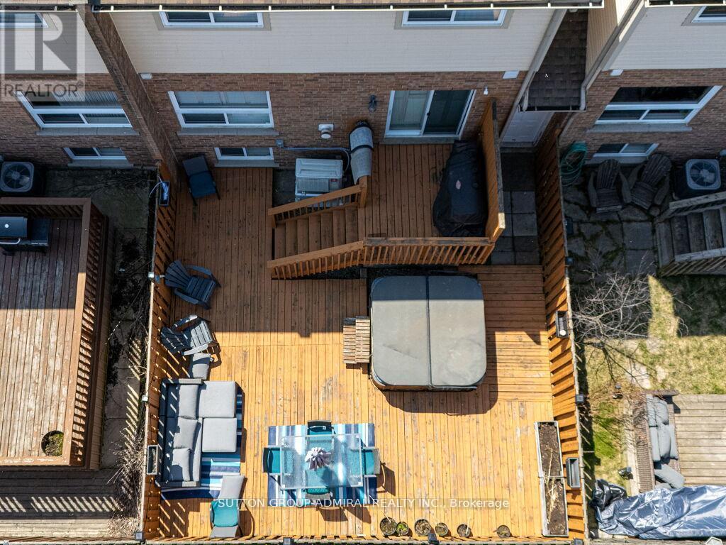 31 Palacebeach Trail, Hamilton, ON -