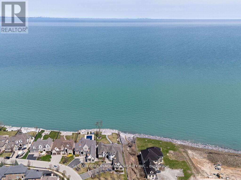 31 Palacebeach Trail, Hamilton, ON - Outdoor With Body Of Water With View