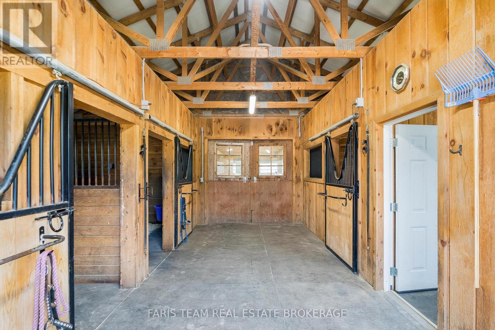 735519 West Back Line, West Grey, ON - Indoor Photo Showing Other Room