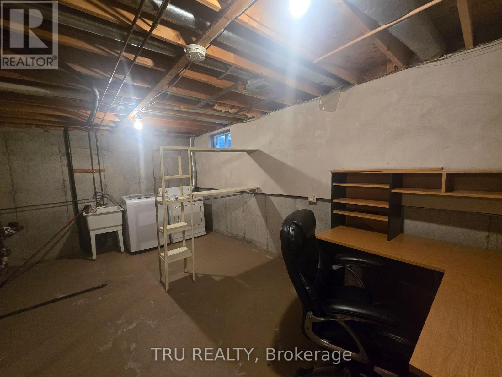538 Seyton Drive, Ottawa, ON - Indoor Photo Showing Basement