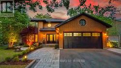 484 ASPEN FOREST DRIVE Oakville (Fd Ford), ON L6J 6H7