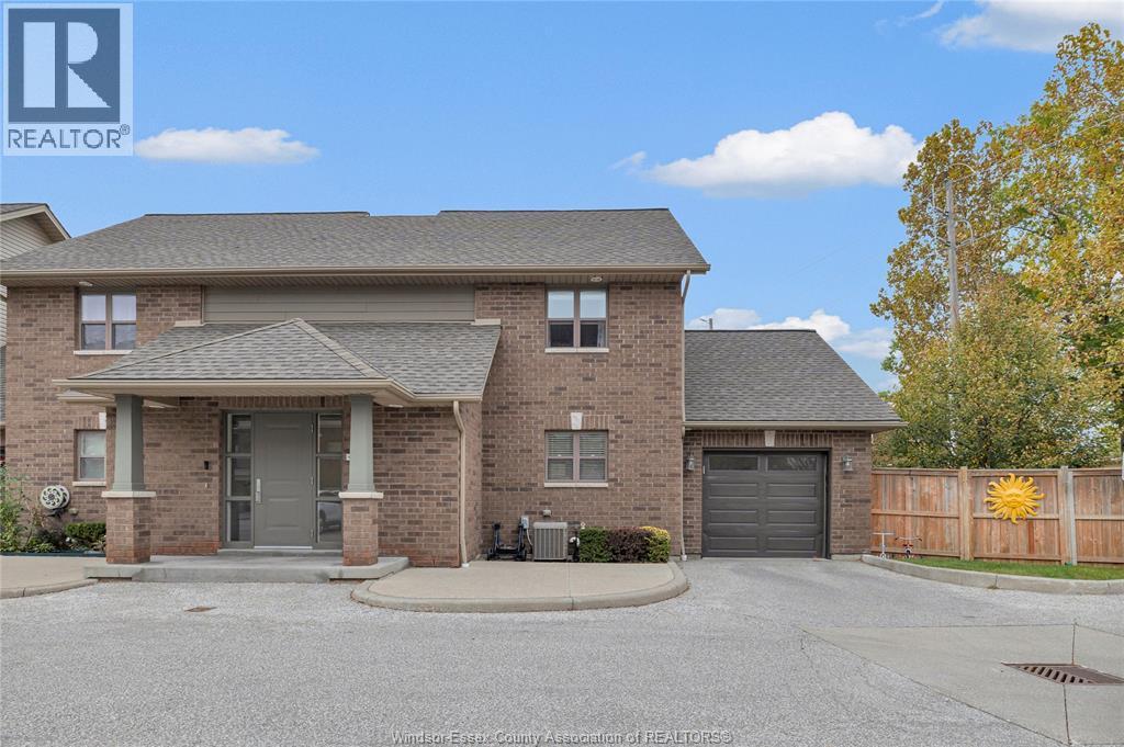 8475 Wyandotte Unit# 116, Windsor, ON - Outdoor