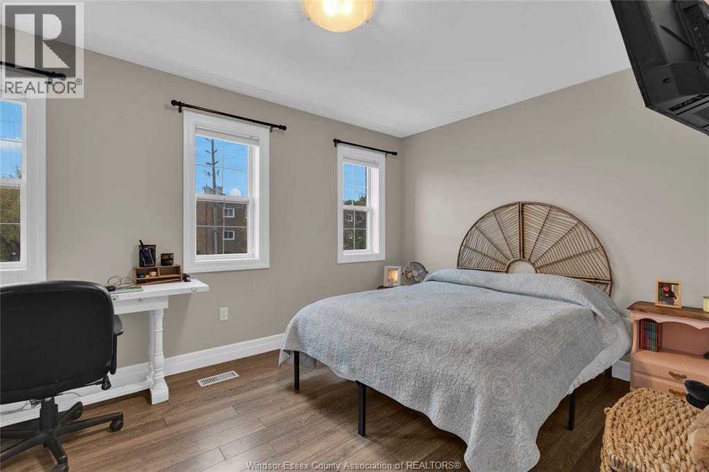 8475 Wyandotte Unit# 116, Windsor, ON - Indoor Photo Showing Bedroom