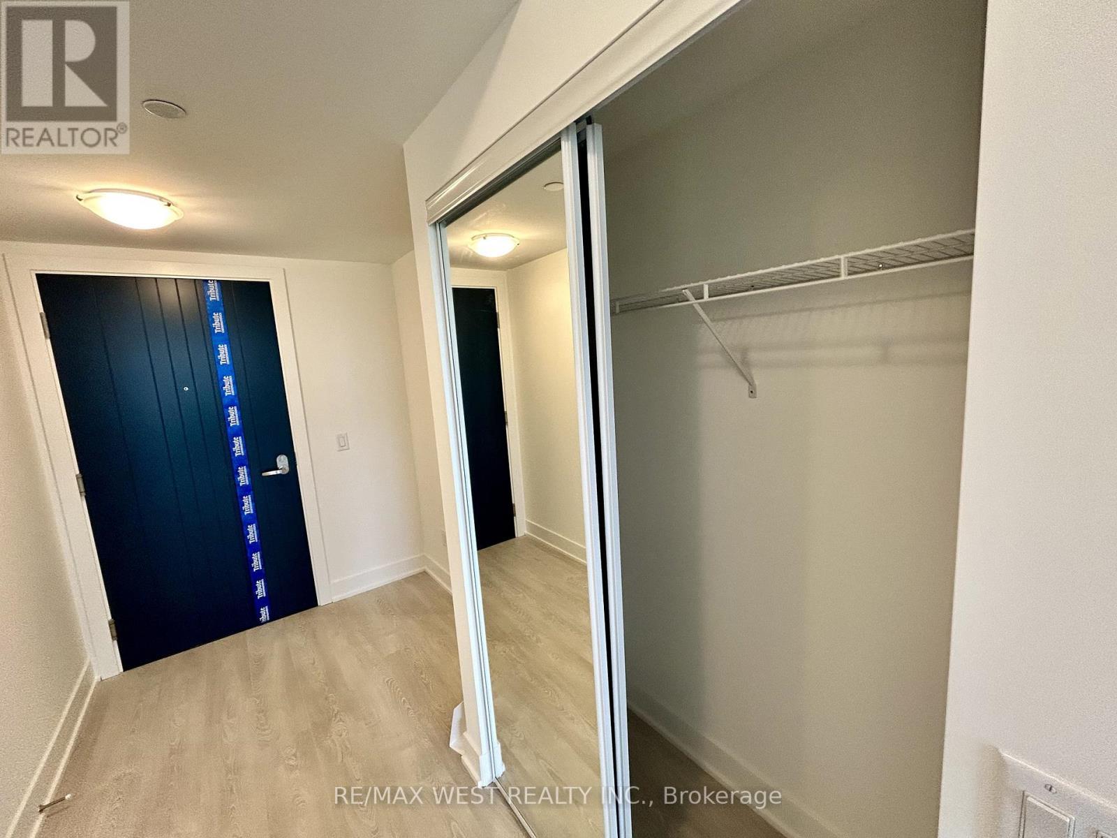 1831 - 2545 Simcoe Street N, Oshawa, ON - Indoor