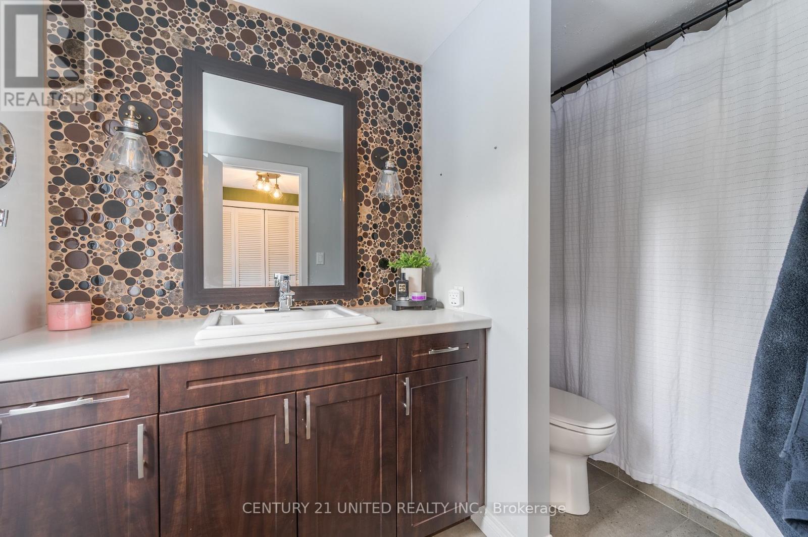 193 Kenedon Drive, Kawartha Lakes (Emily), ON - Indoor Photo Showing Bathroom
