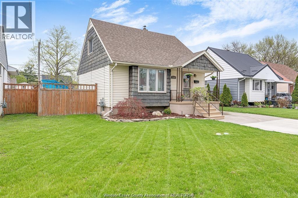 1634 Olive, Windsor, ON - Outdoor