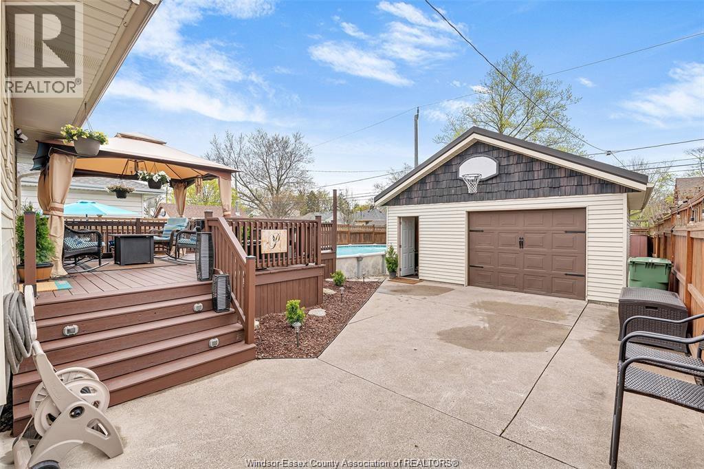 1634 Olive, Windsor, ON - Outdoor With Deck Patio Veranda With Exterior