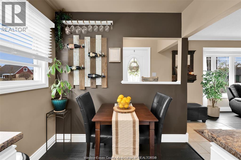 1634 Olive, Windsor, ON - Indoor Photo Showing Dining Room