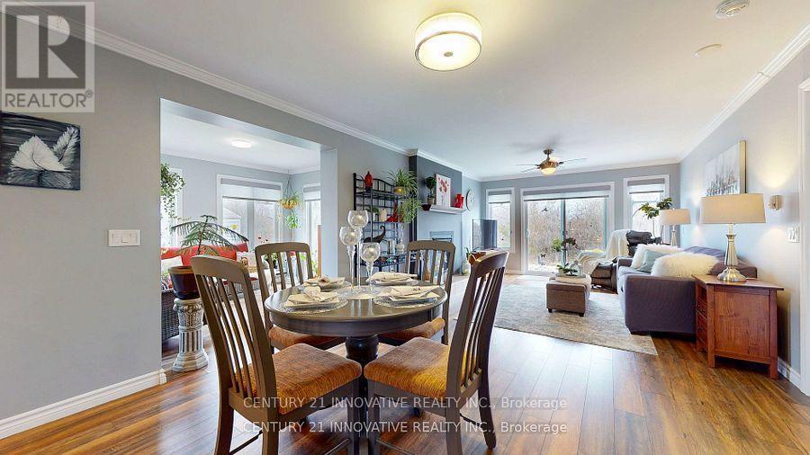 15 Ainsworth Drive, Ramara, ON - Indoor Photo Showing Dining Room