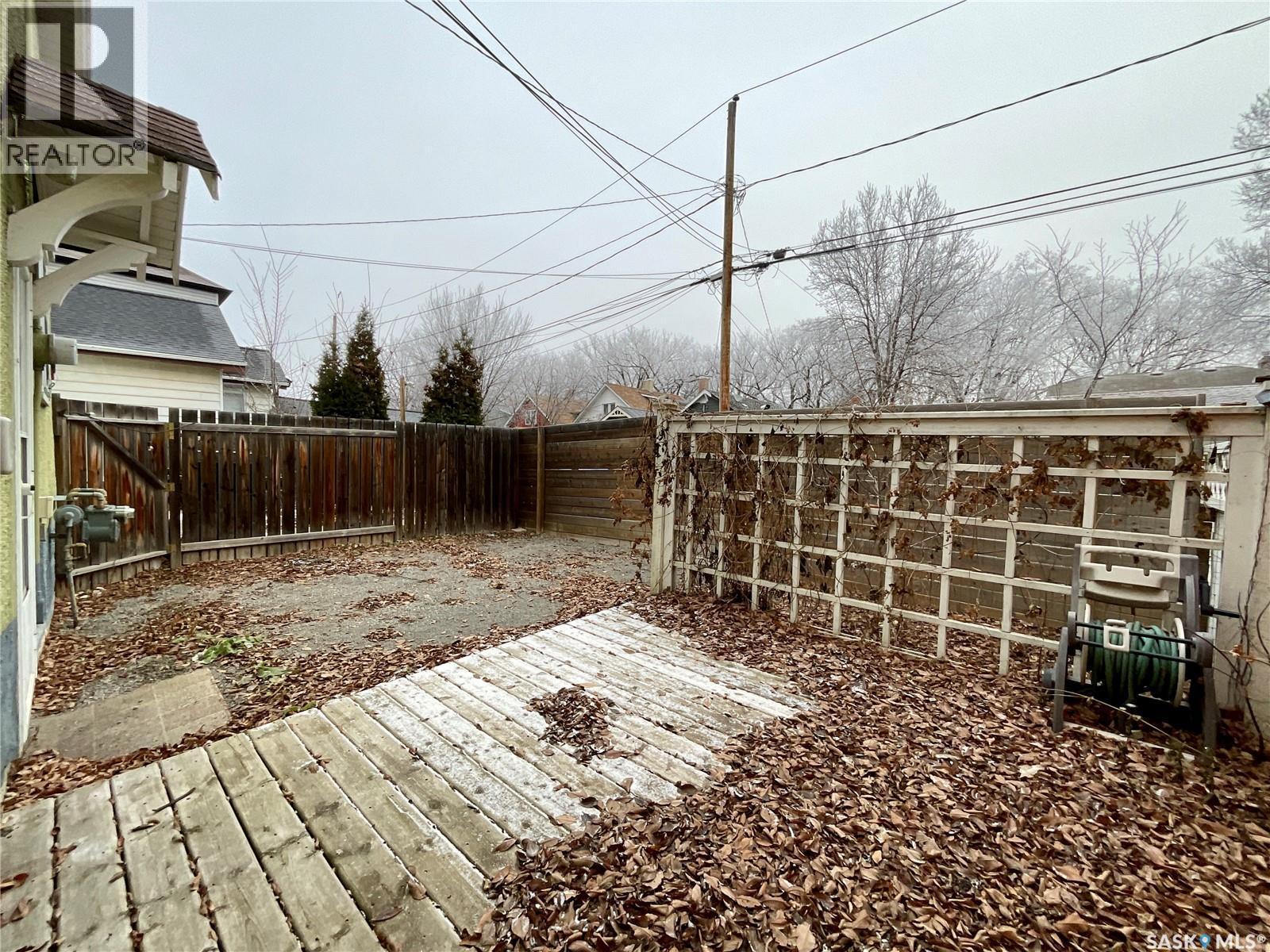 2275 Quebec Street, Regina, SK - Outdoor