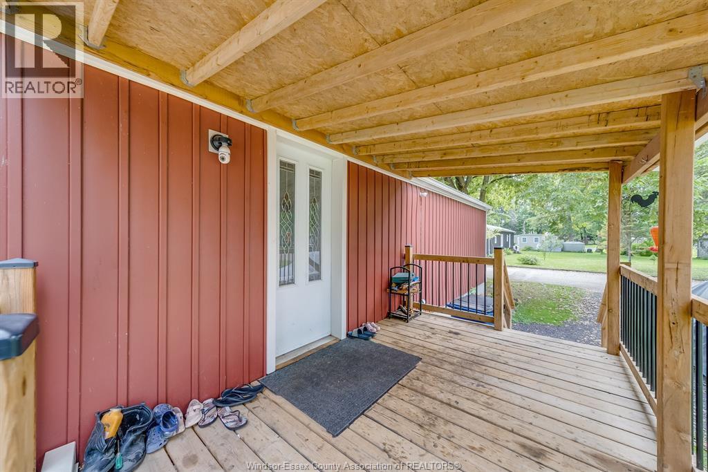 29338 Jane Road Unit# 98, Thamesville, ON - Outdoor With Deck Patio Veranda With Exterior