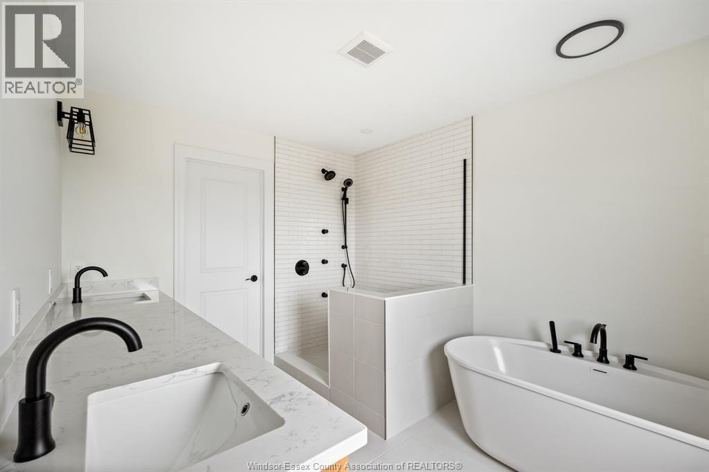 1198 Campana Crescent, Lakeshore, ON - Indoor Photo Showing Bathroom