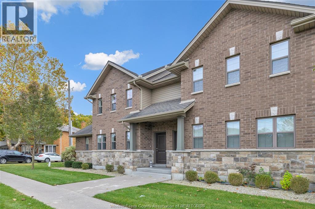 8475 Wyandotte Unit# 116, Windsor, ON - Outdoor With Facade
