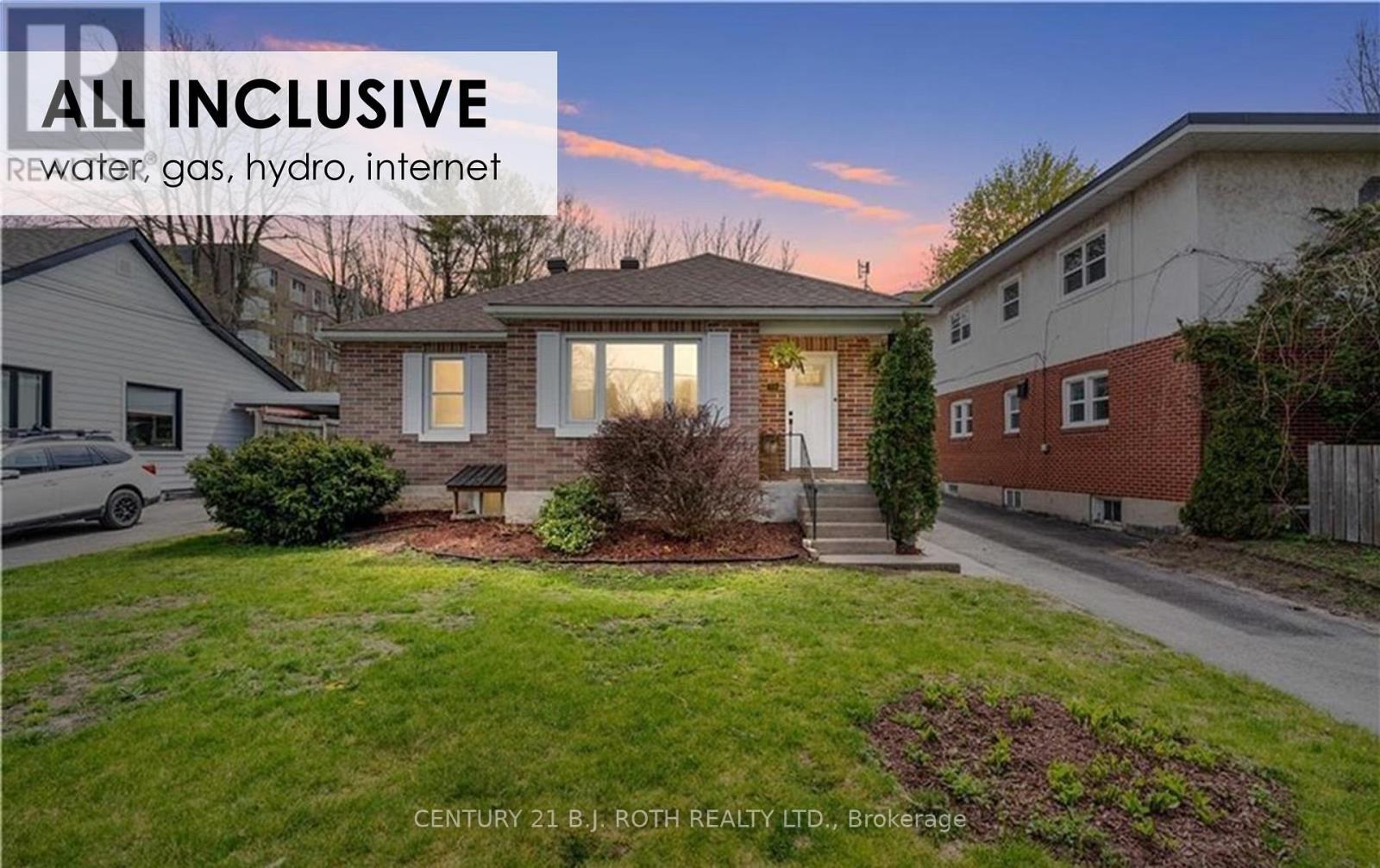 Lower Level - 59 Holgate Street, Barrie, ON - Outdoor