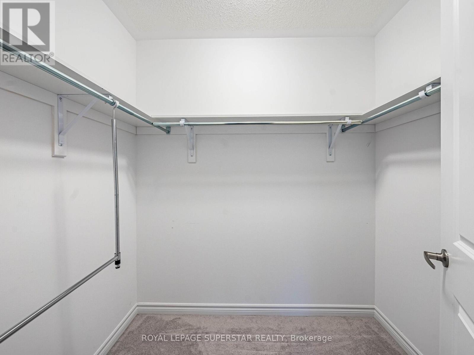 42 Eberhardt Drive, Wasaga Beach, ON - Indoor With Storage