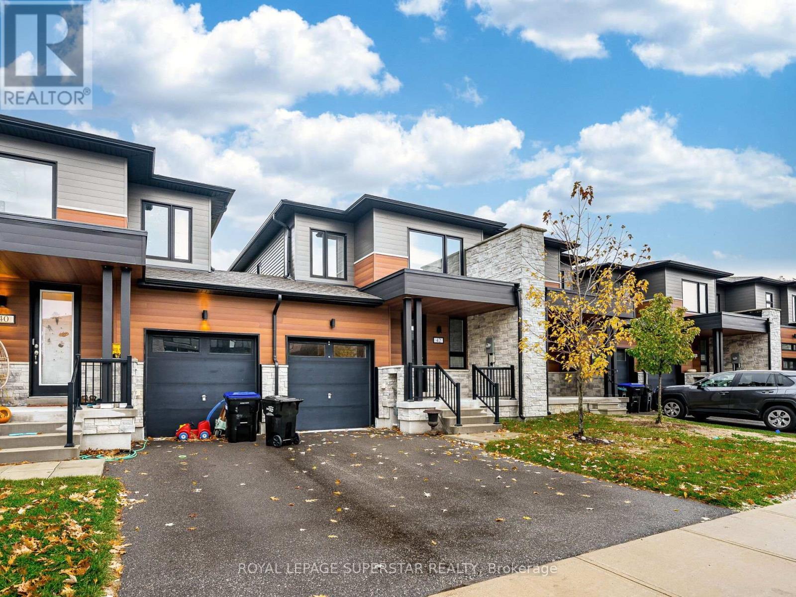 42 Eberhardt Drive, Wasaga Beach, ON - Outdoor With Facade