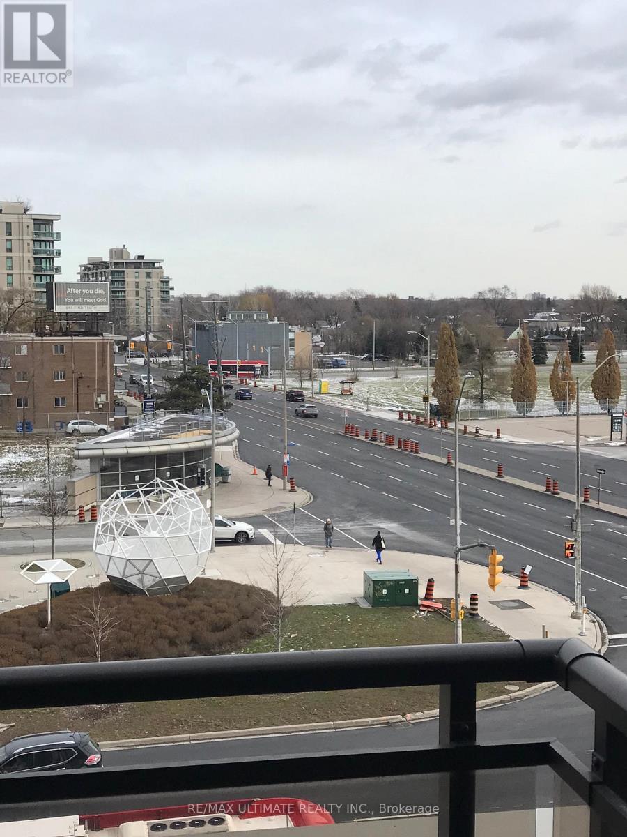 409 - 1060 Sheppard Avenue W, Toronto, ON - Outdoor With View