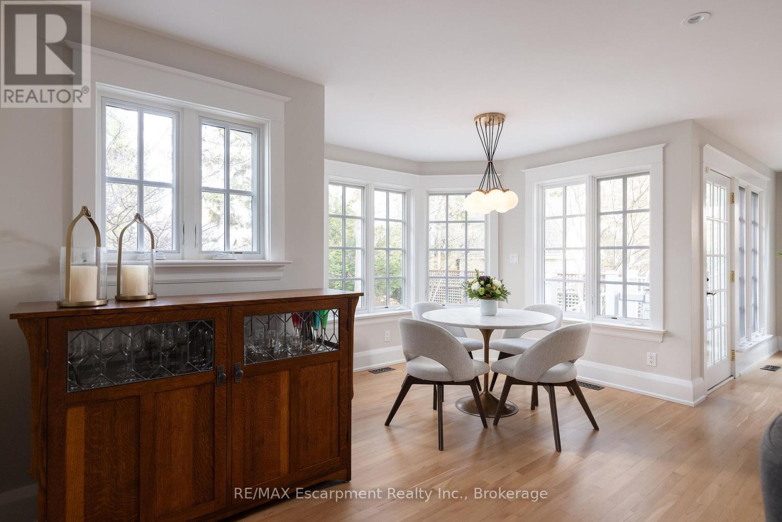 247 Douglas Avenue, Oakville (Oo Old Oakville), ON - Indoor Photo Showing Dining Room