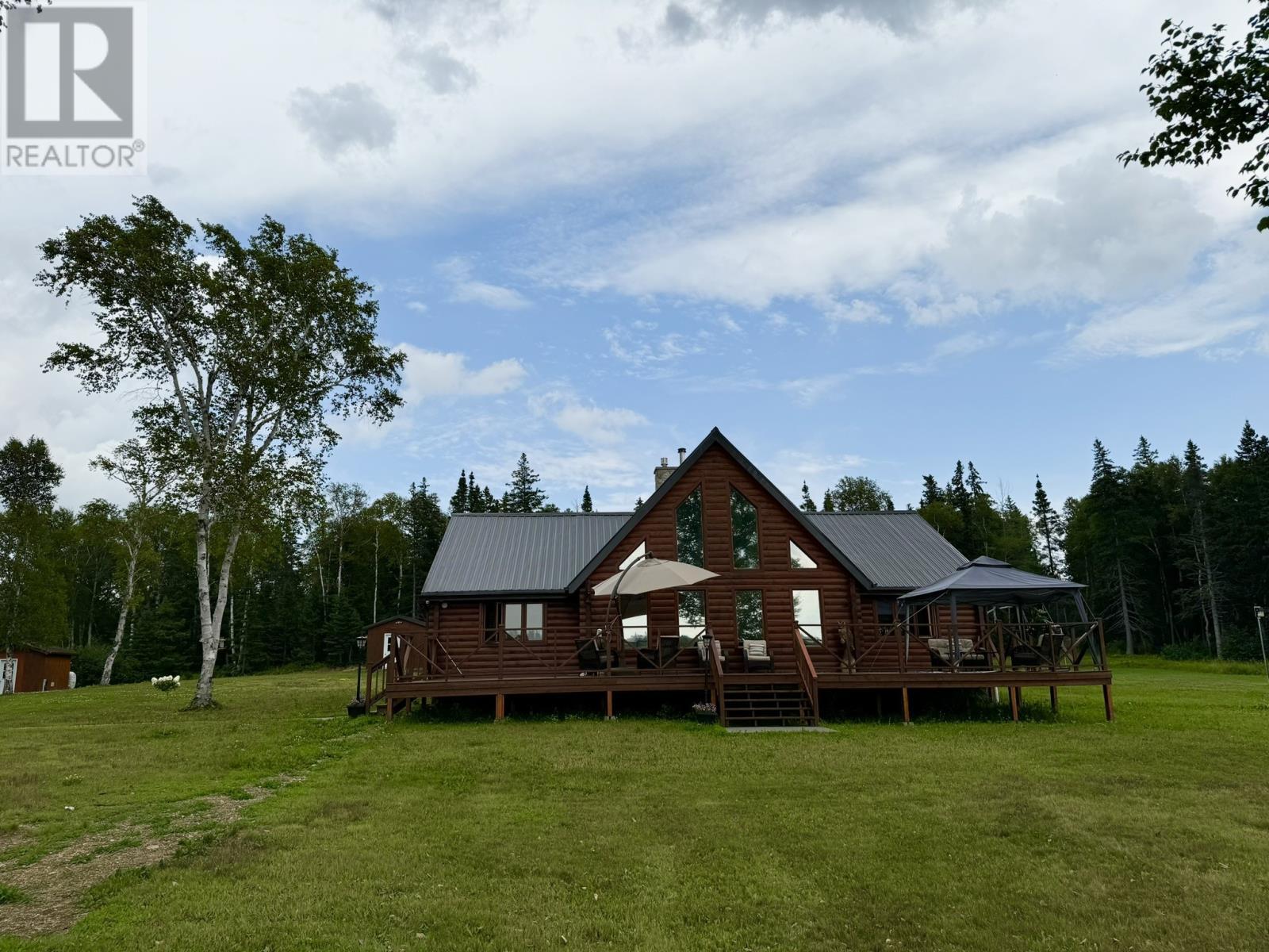 00 Bear Cliff Lodge, Glenwood Area, NL