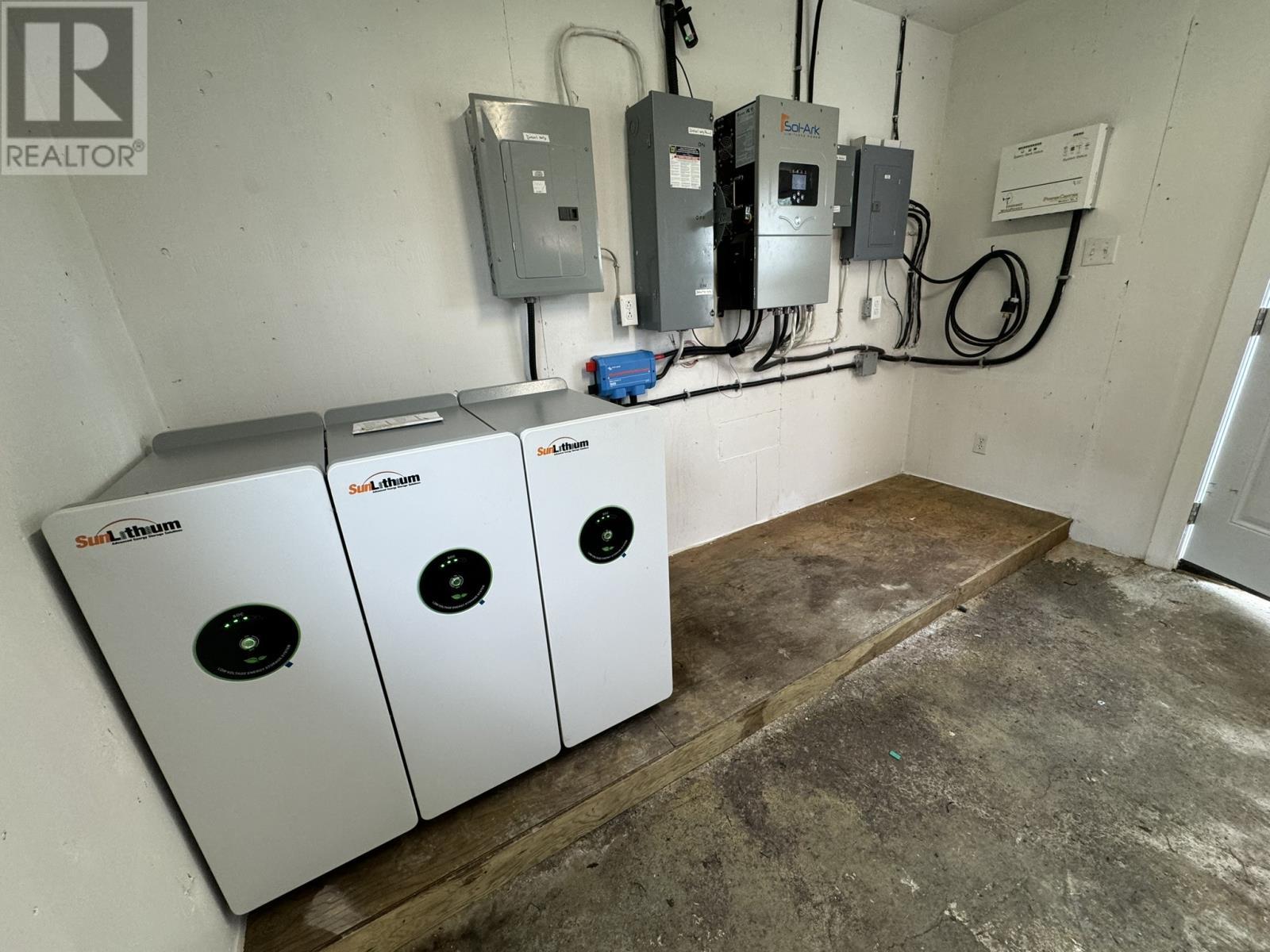 00 Bear Cliff Lodge, Glenwood Area, NL