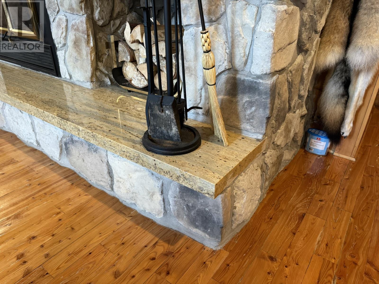 00 Bear Cliff Lodge, Glenwood Area, NL