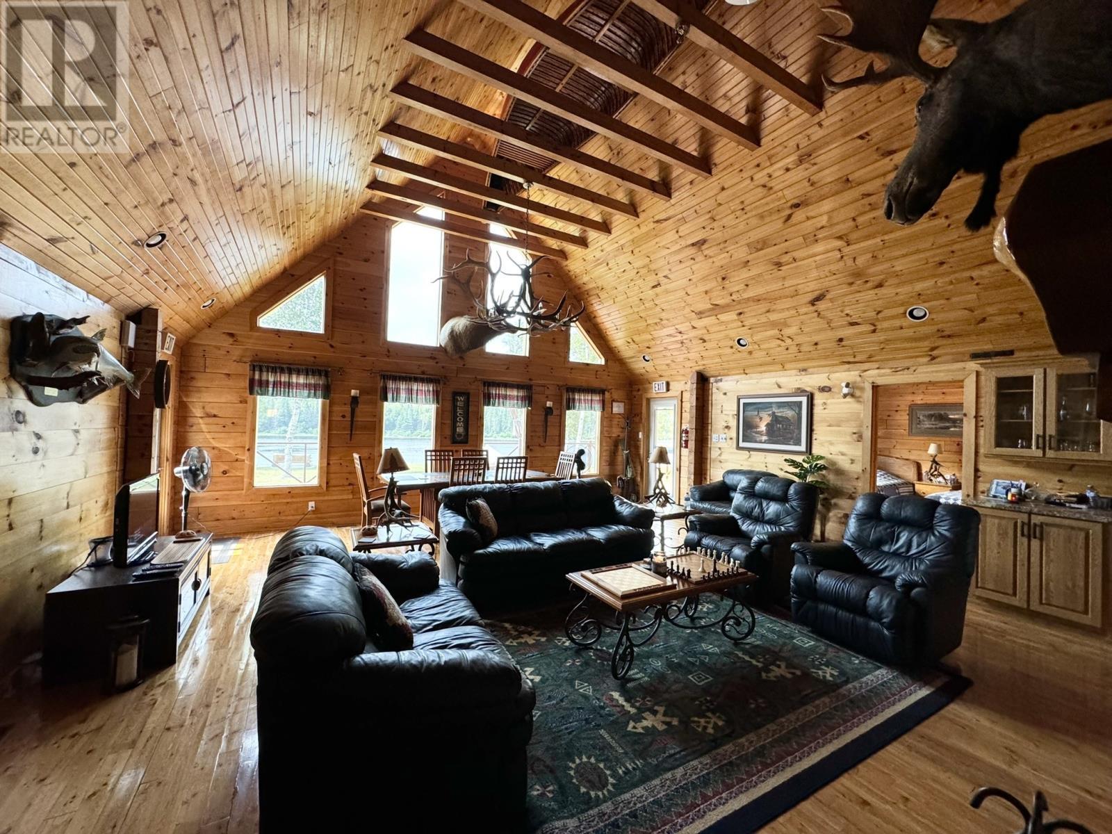 00 Bear Cliff Lodge, Glenwood Area, NL