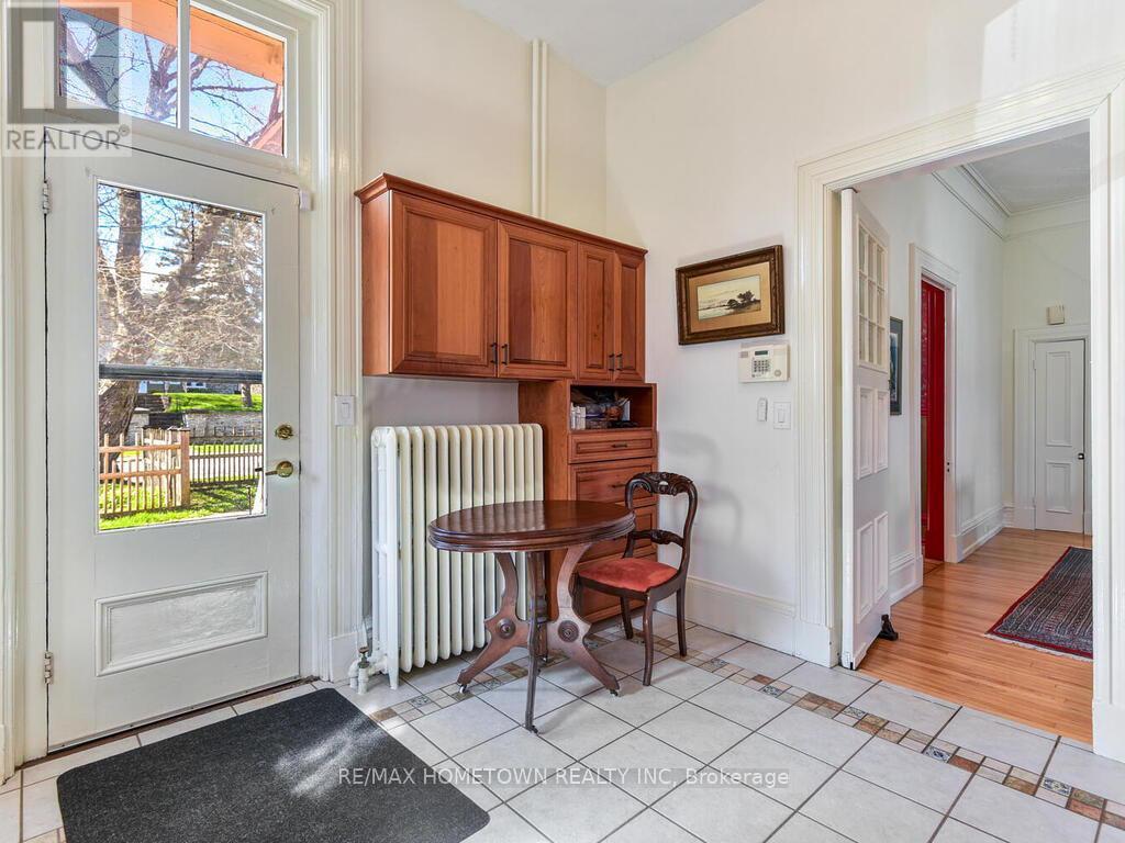 157 Dibble Street W, Prescott, ON - Indoor Photo Showing Other Room