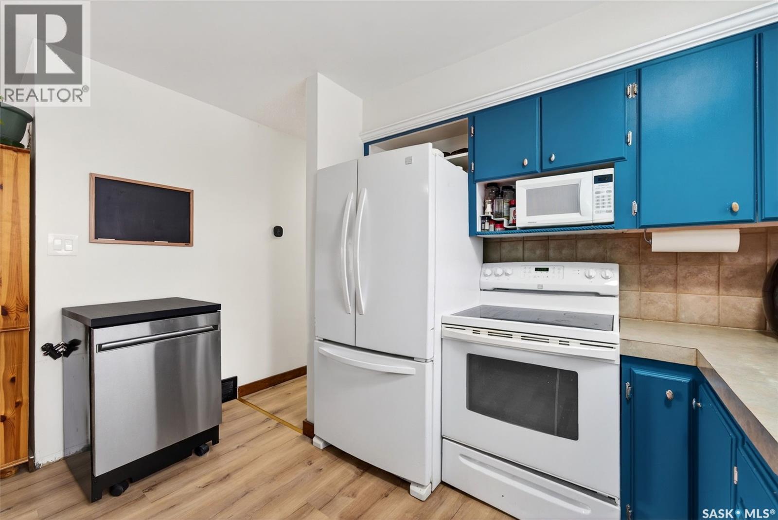117 3Rd Street, Drinkwater, SK - Indoor Photo Showing Kitchen