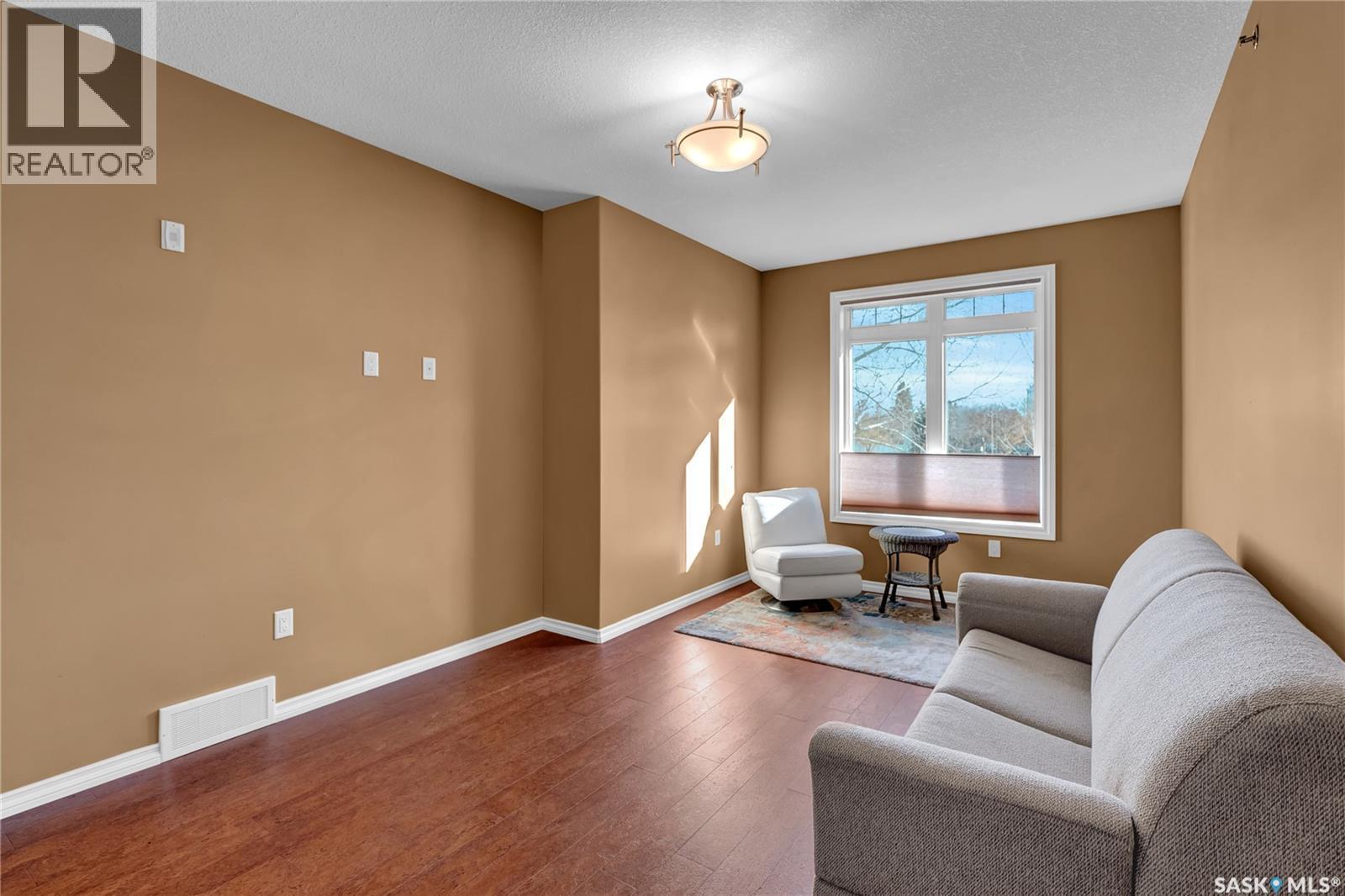 213 4721 Mctavish Street, Regina, SK - Indoor