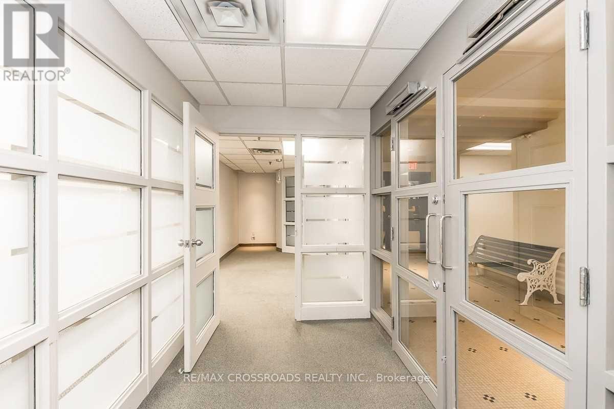 50 Dunlop Street E, Barrie, ON